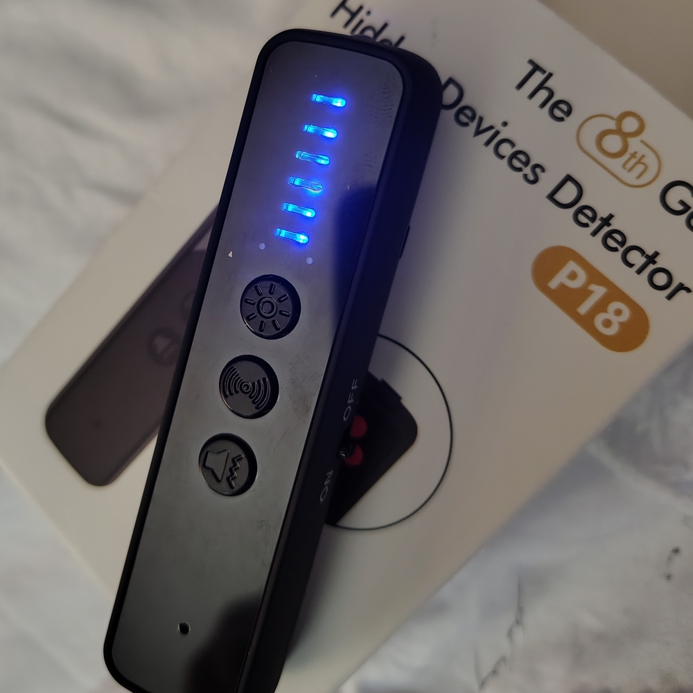 P18 Black Hidden Devices Detector